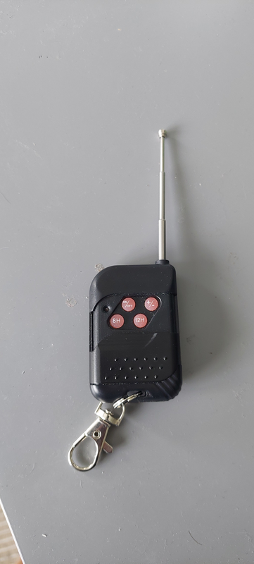 Suihkulähdepumppu FXA 18V/20W aurinkokennot + akku