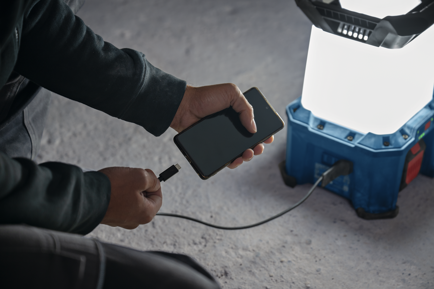 Valaisin Bosch GLA 18VH-7500 Solo (sis. virtajohdon)