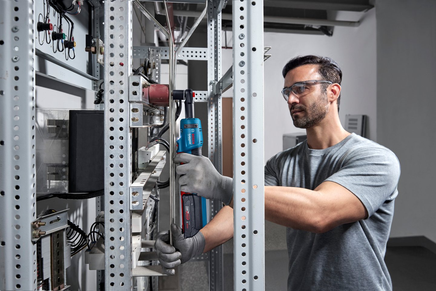 Akkuräikkäväännin Bosch GRC 18V-60 Solo