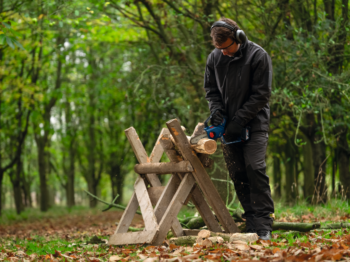 Akkuoksasaha Bosch GKE 18V-15 Solo