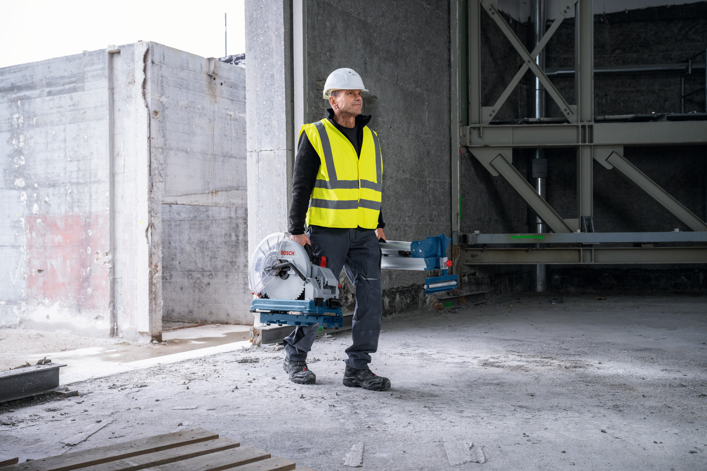 Akkumetallinkatkaisusaha Bosch GCD 18V-355 Solo