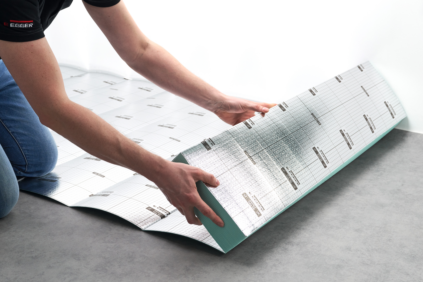 Alusmateriaali Egger Silenzio Easy SD kalvolla 1,25x12m 15m²