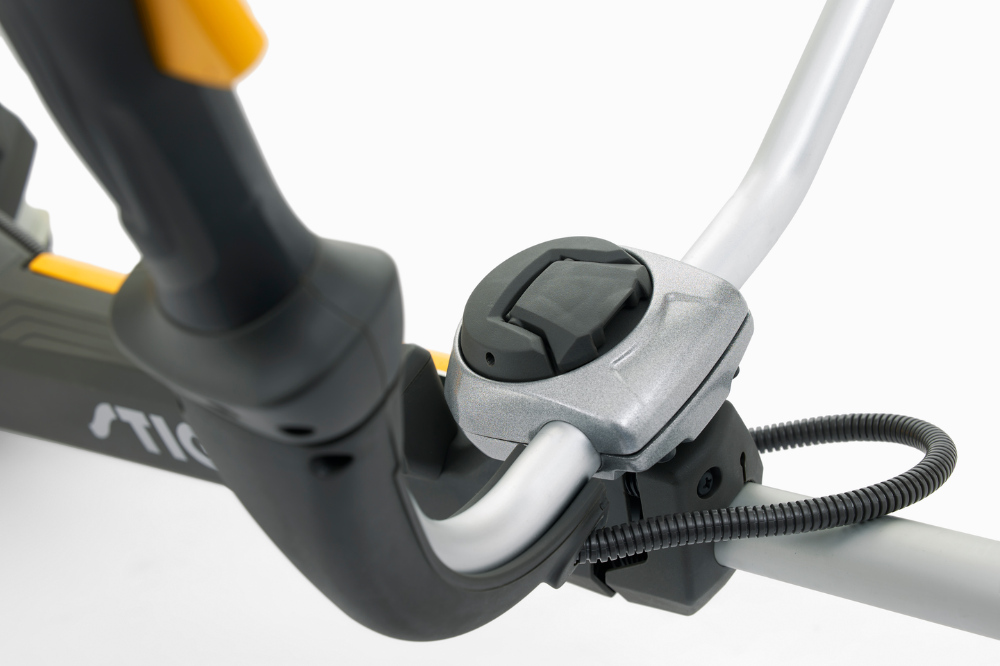 Ruohoraivuri Stiga BC 750 B