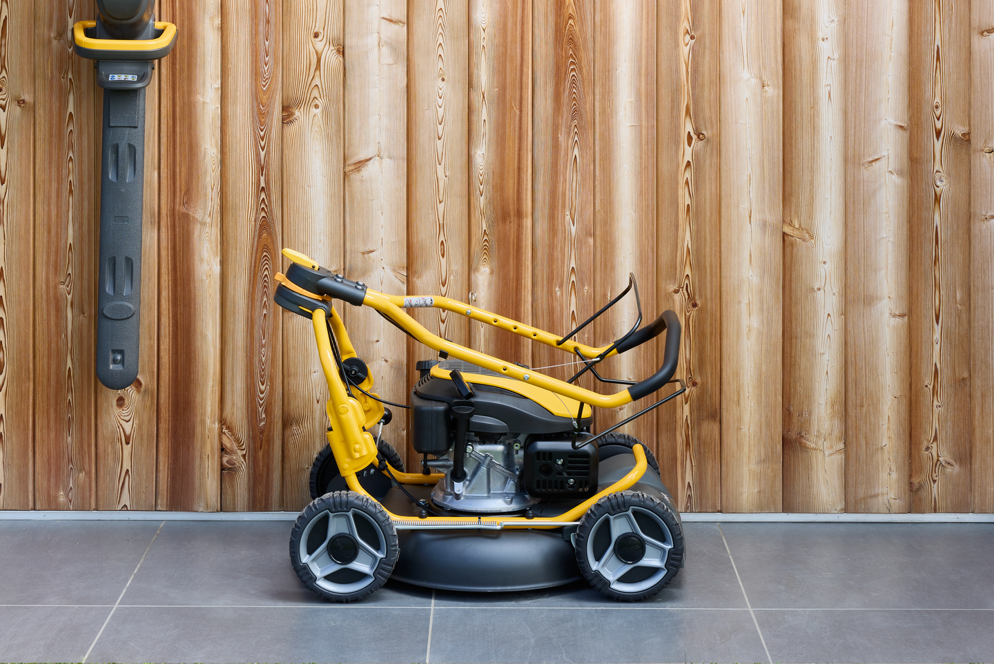 Ruohonleikkuri Stiga Multiclip 750 S