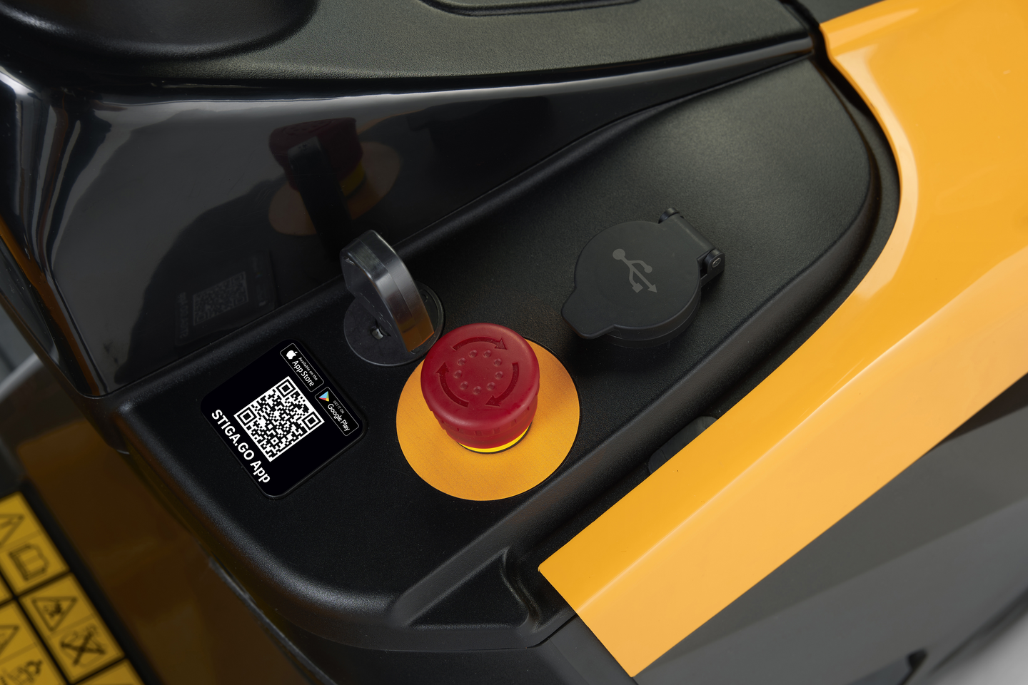 Akkuajoleikkuri Stiga Estate 584 E