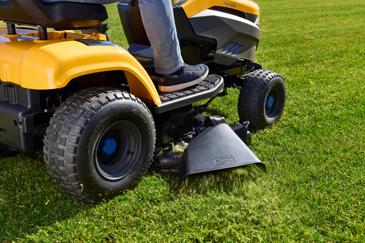 Akkuajoleikkuri Stiga Tornado 7108 E