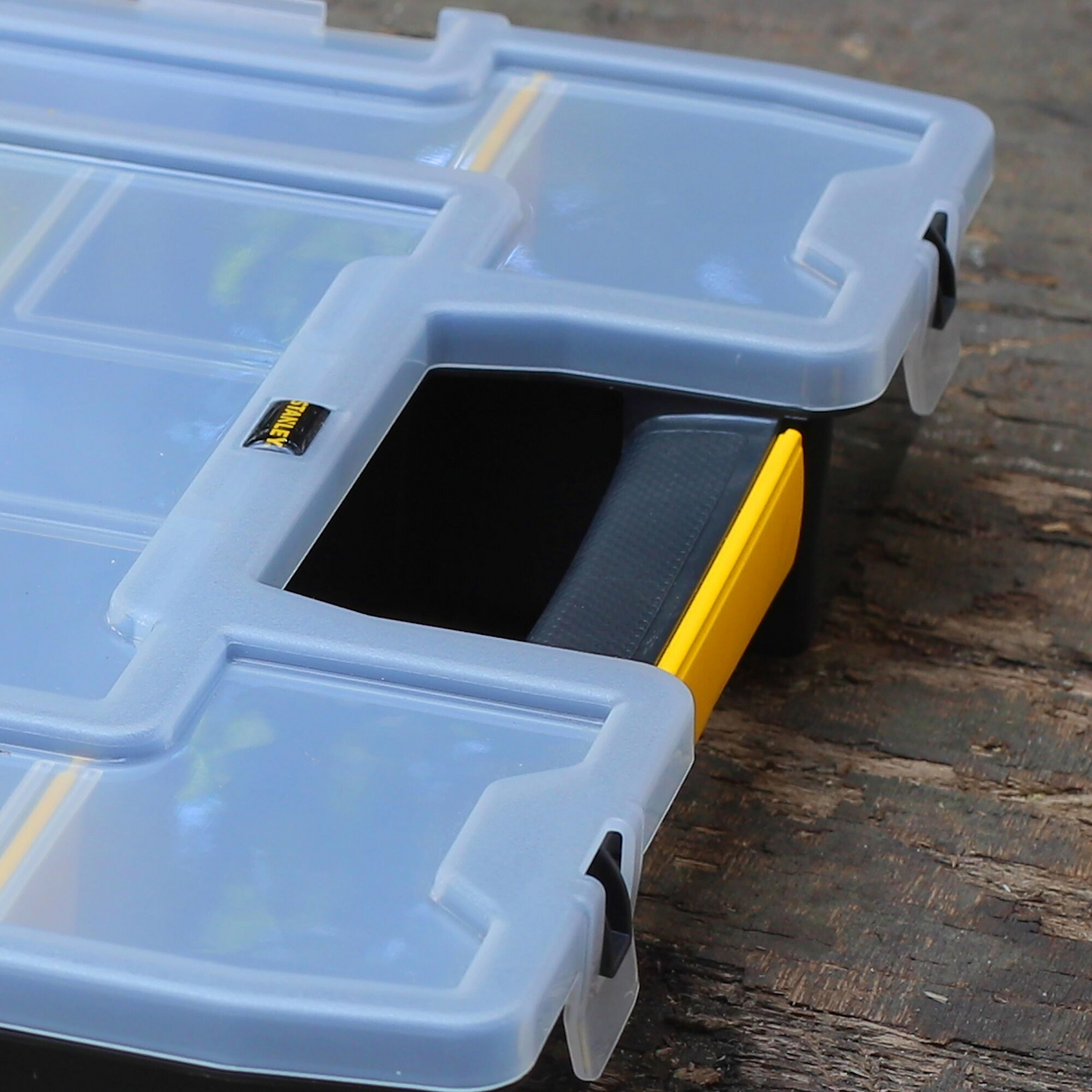 Lajittelulaatikko Stanley Sortmaster