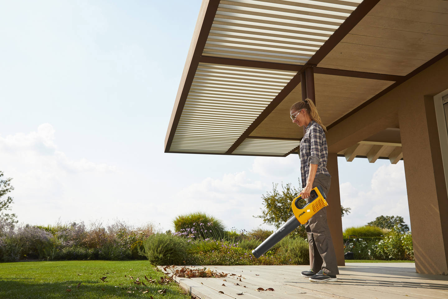 Akkupuhallin Stiga BL 100 E runko