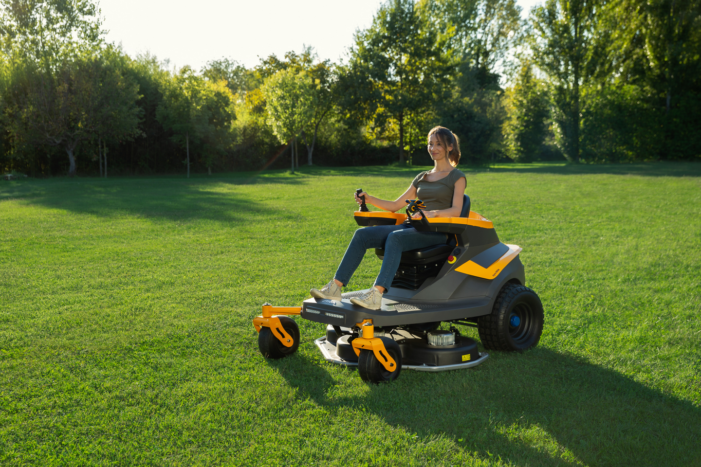 Akkuajoleikkuri STIGA GYRO 900 E