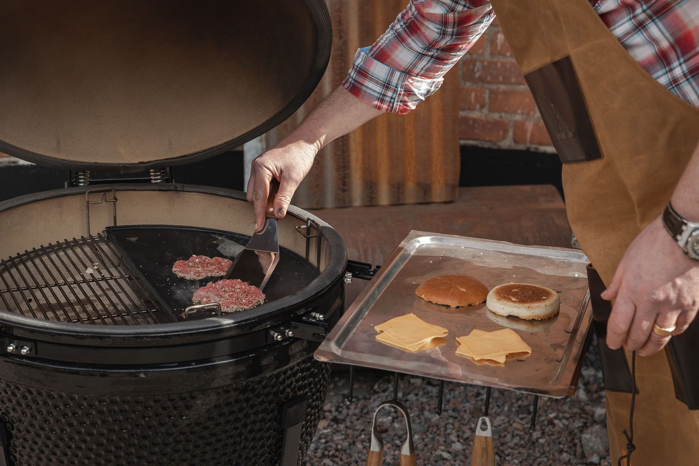 Hampurilaispuristin Kamado Sumo