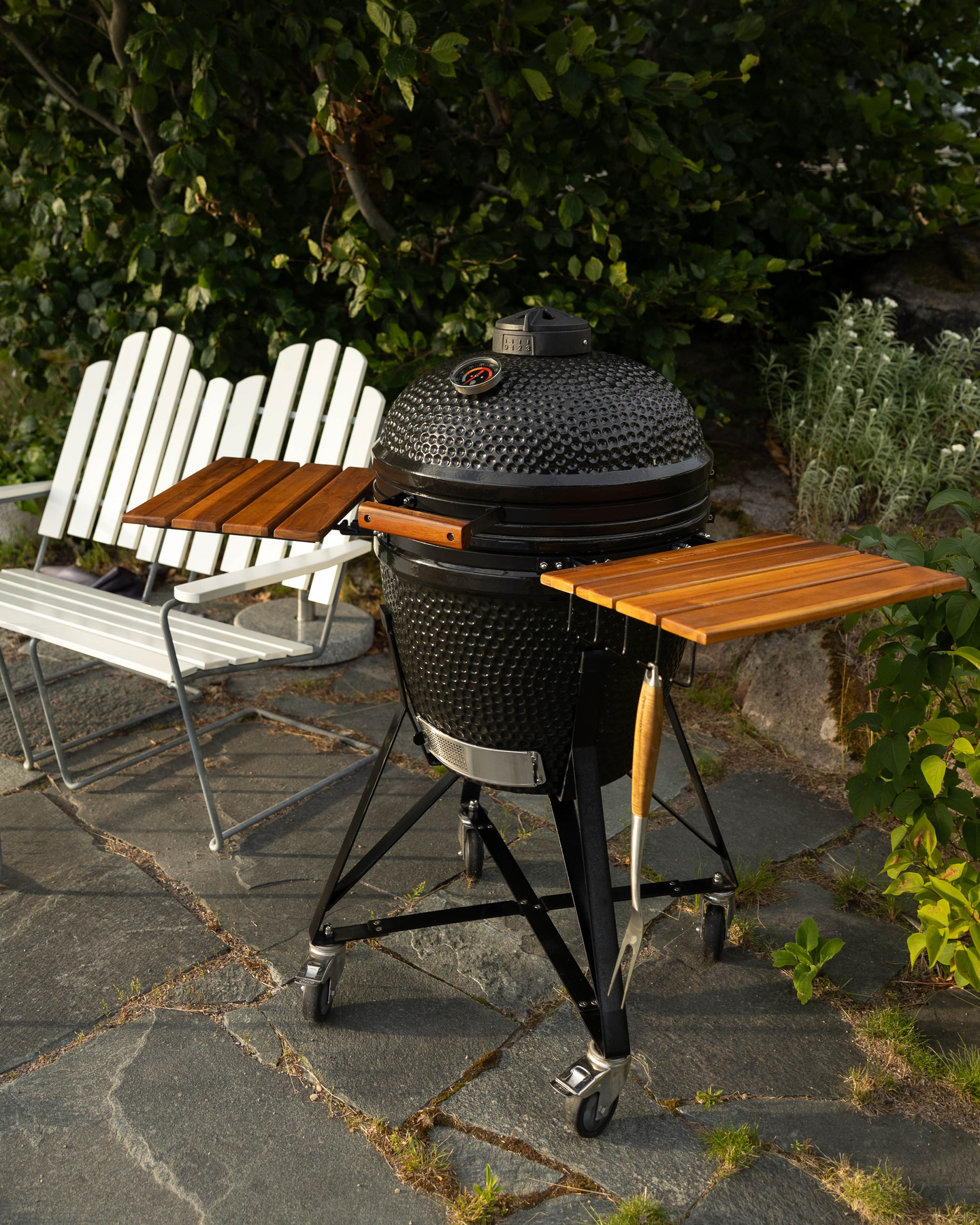 Hiiligrilli Kamado Sumo Midi 21" musta