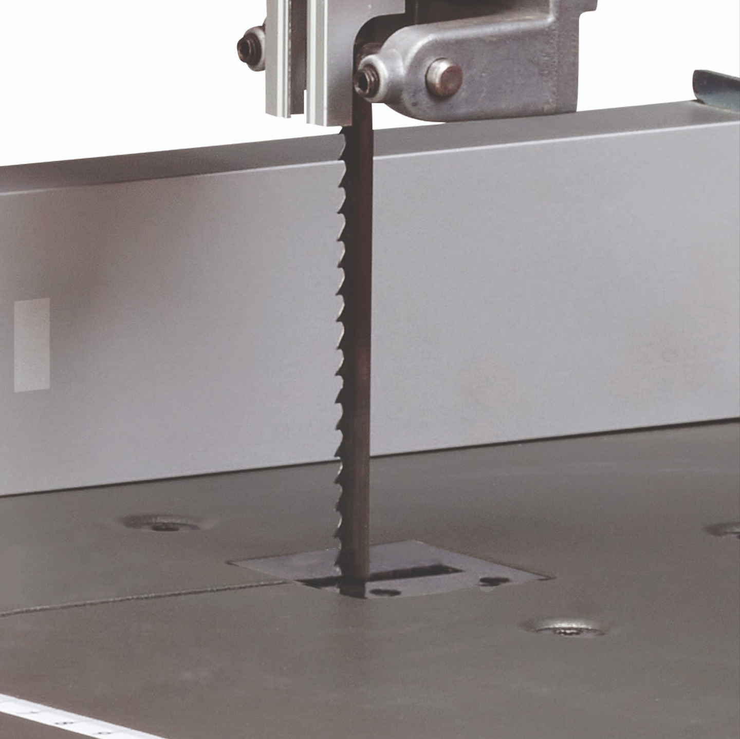 Vannesaha Einhell TC-SB 200 +