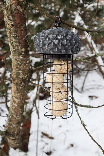 Talipallojen syöttölaite Terho