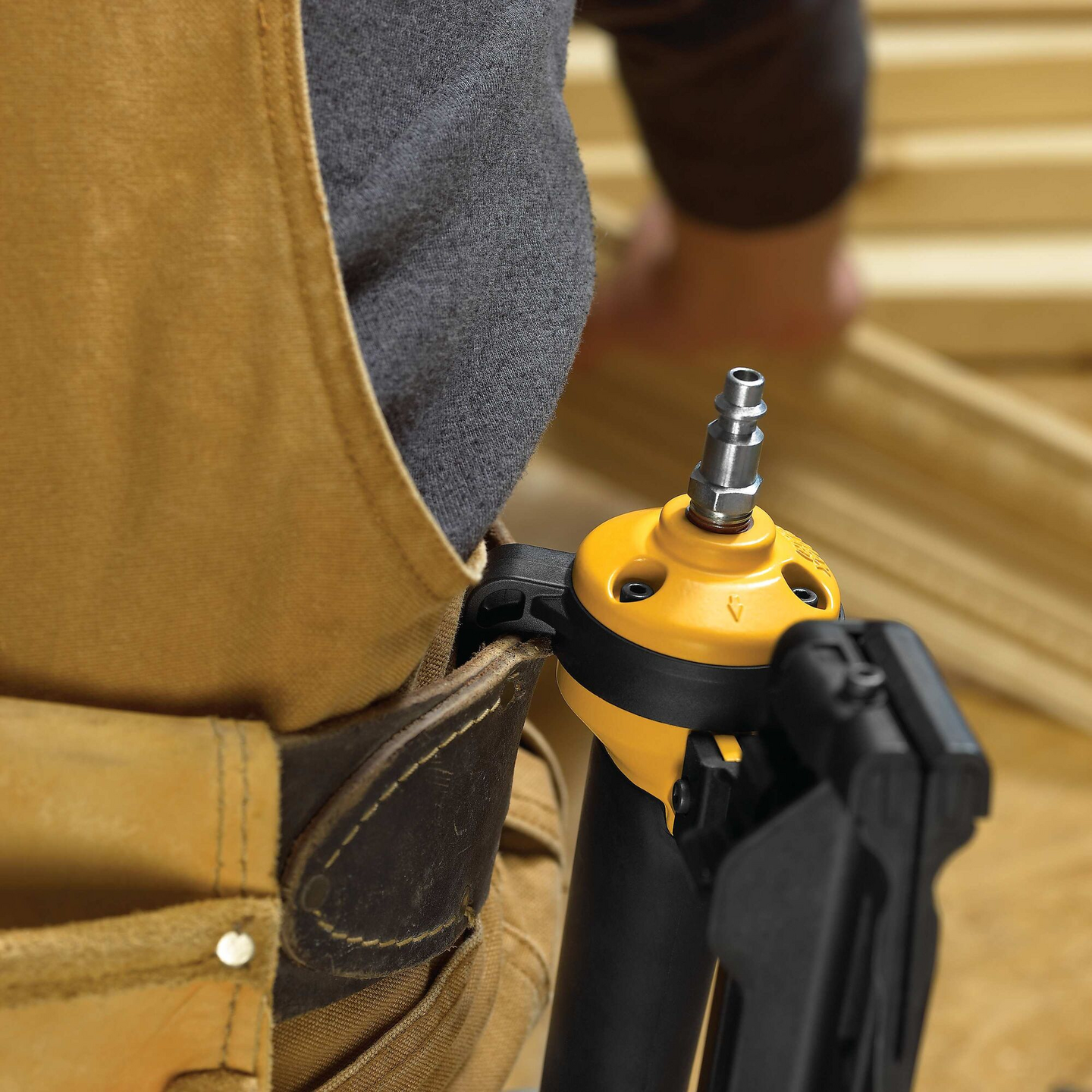 Paineilmanaulain Dewalt DPN1664 1,6mm 64mm