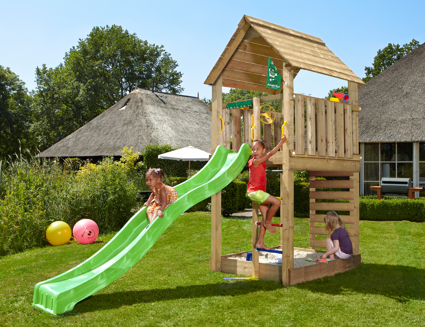 Leikkitorni Jungle Gym Cabin 2.1 ja vihreä liukumäki