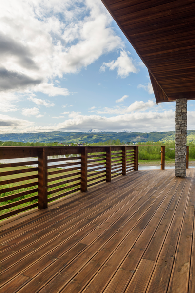 TRALL MÖREROYAL RILLAD 28X120 BRUN 3,6 M