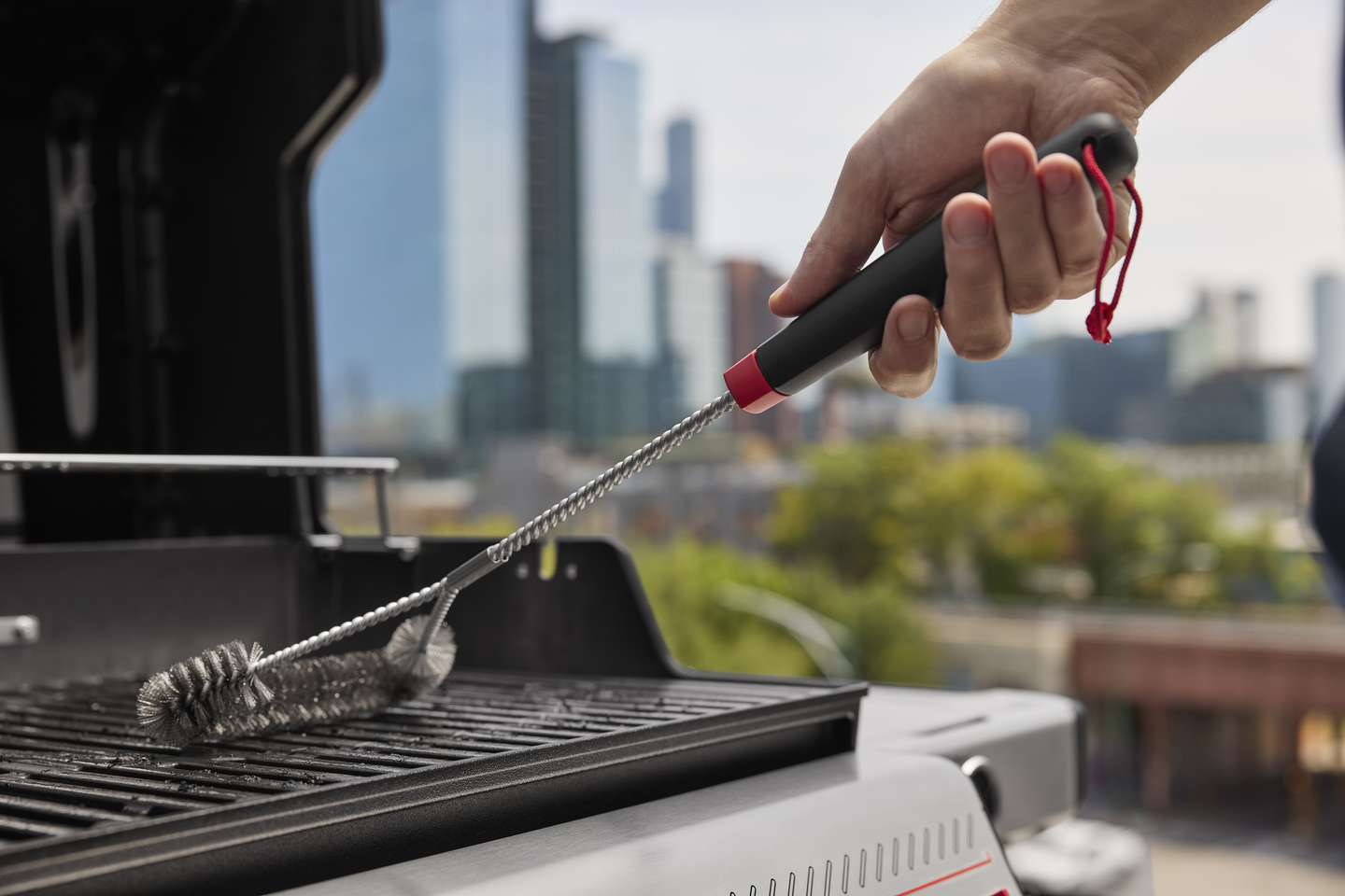 Kaasugrilli Weber Spirit E-410