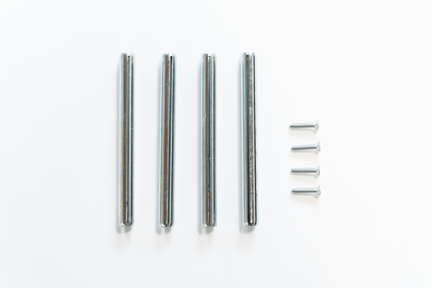 Helapussi Monica keinuun Varax