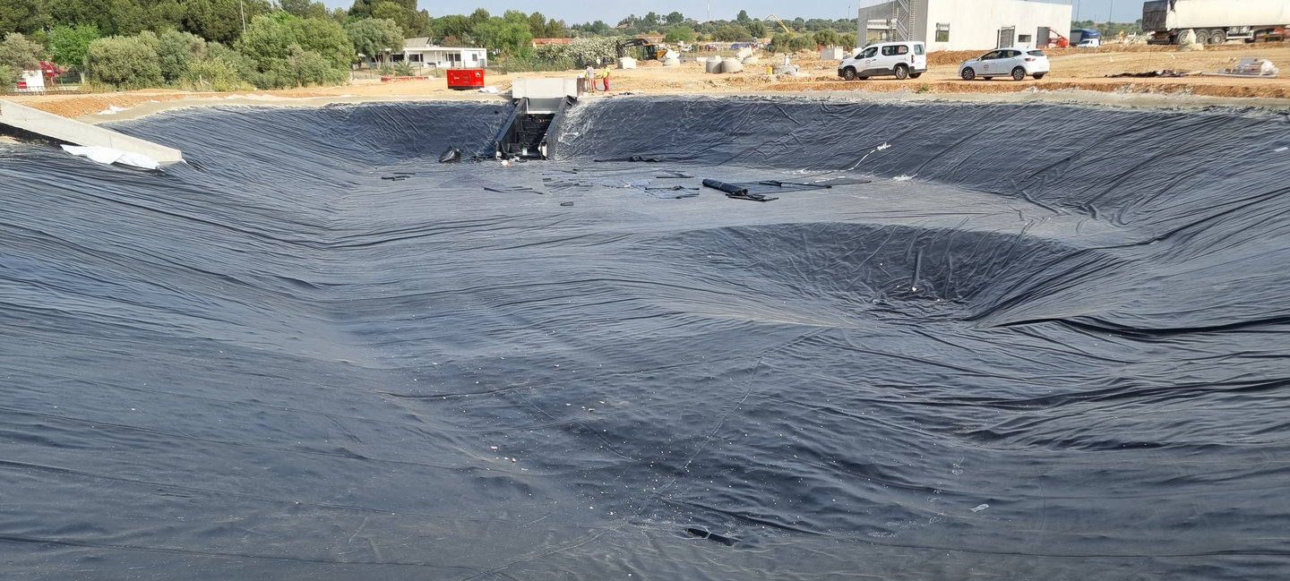 Allaskumi Rollgum One, leveys 15m, myynti metreittäin