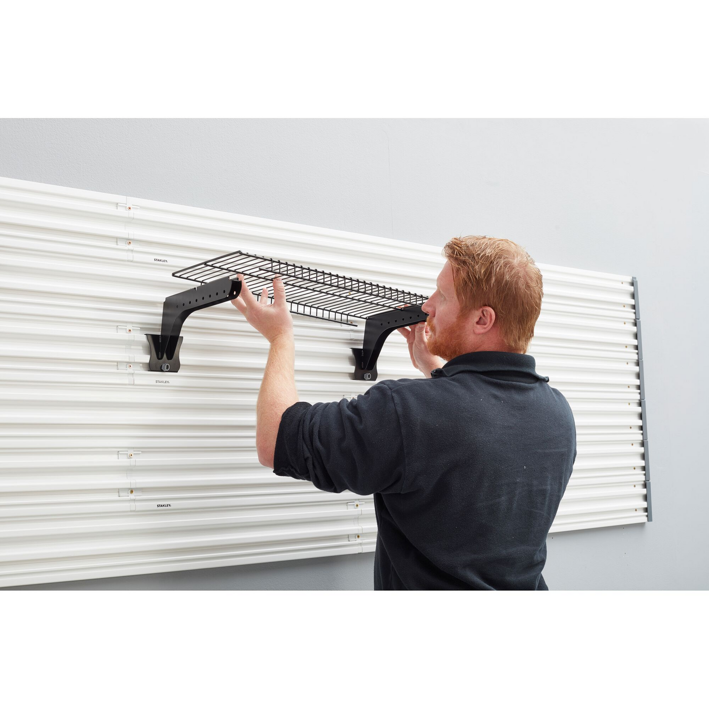 Hyllynkannatin Stanley Trackwall