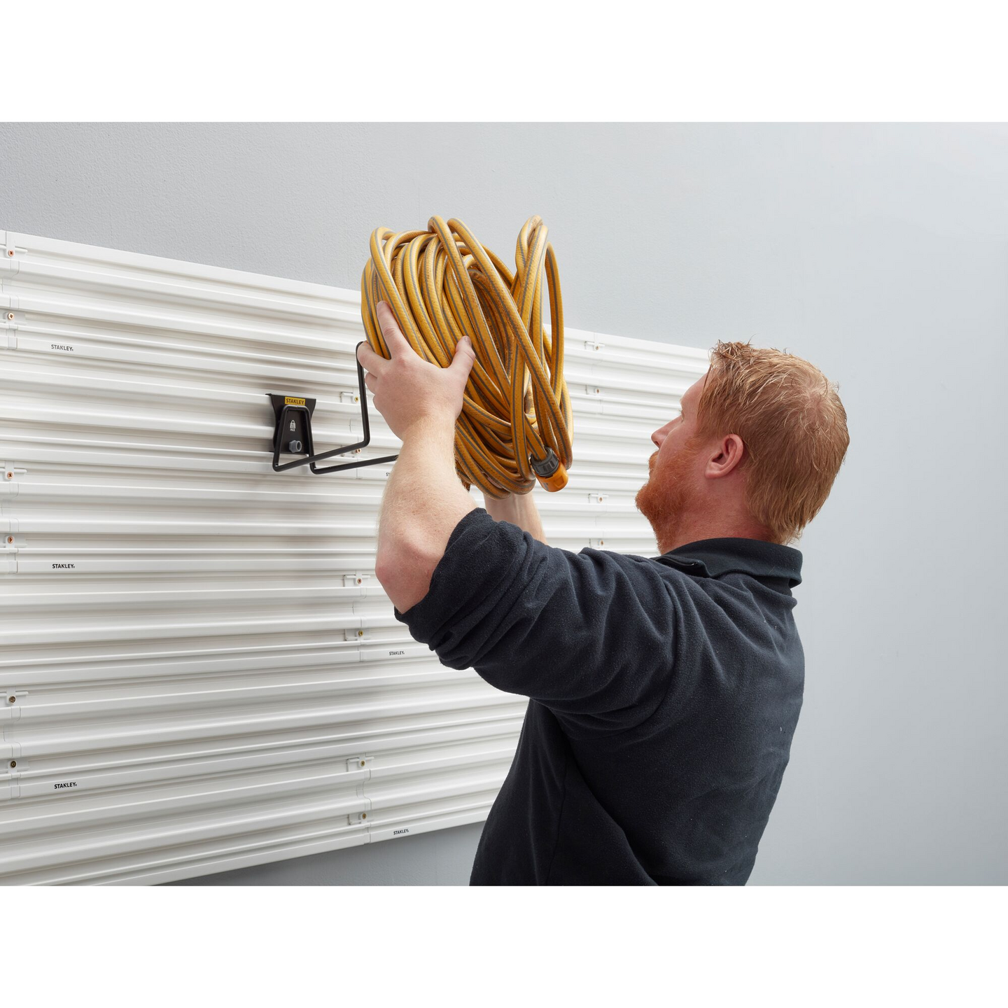 Iso ripustuskoukku Stanley Trackwall