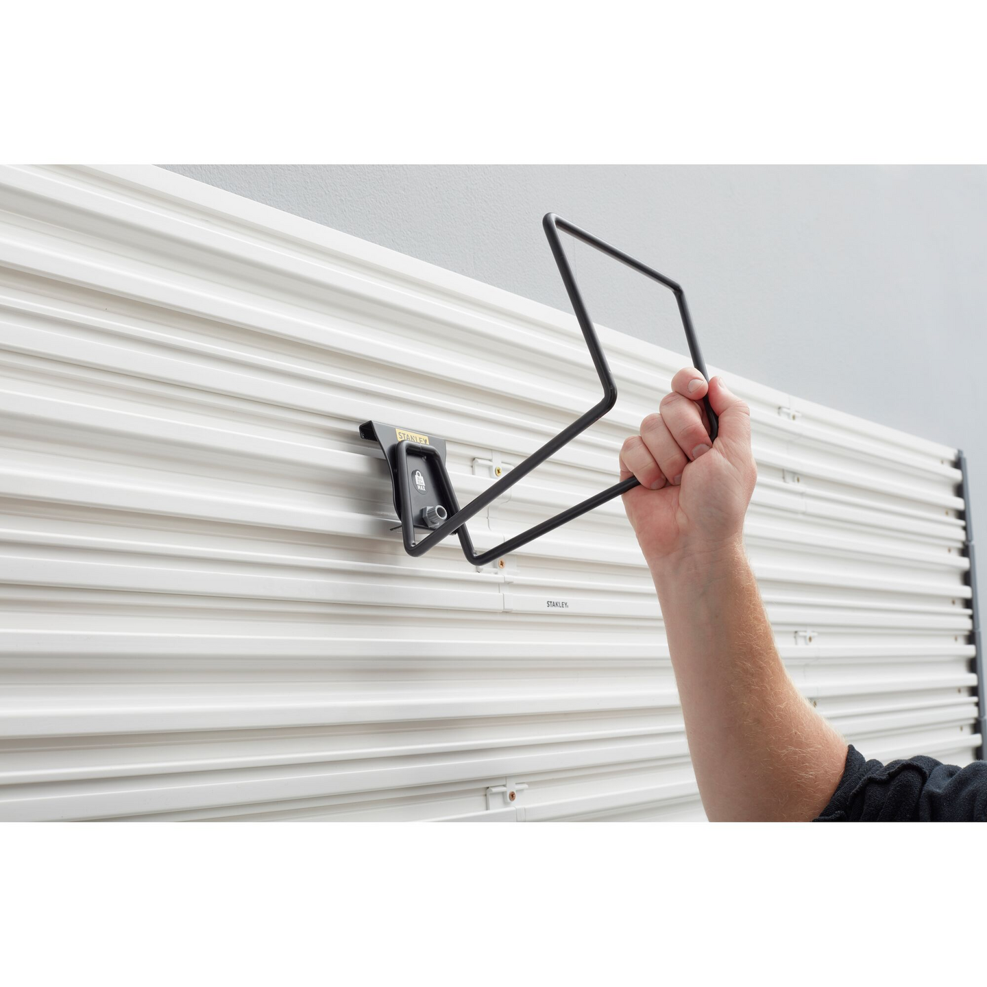 Iso ripustuskoukku Stanley Trackwall