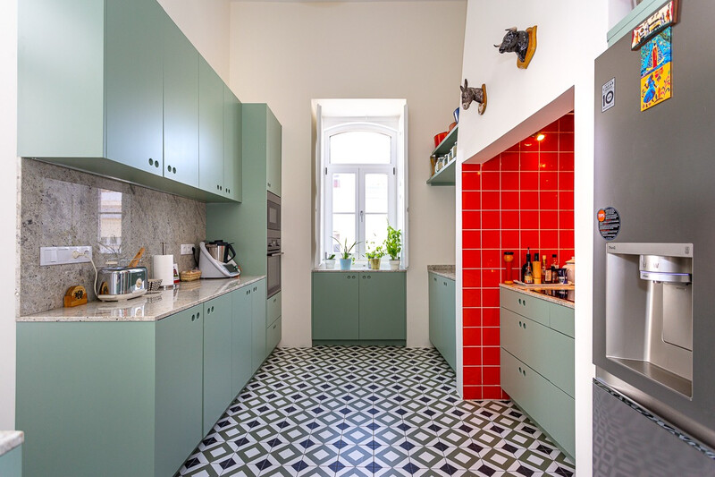 Seinälaatta Cello Primus 590.0 15x15 punainen kiiltävä 1,5m²