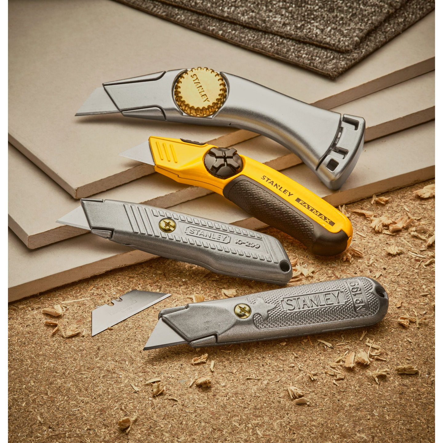 Yleisveitsi Stanley 145mm + 3 varaterää