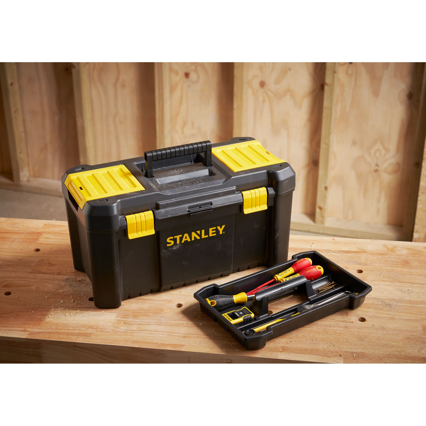 Työkalupakki Stanley muovisalvoilla 19"