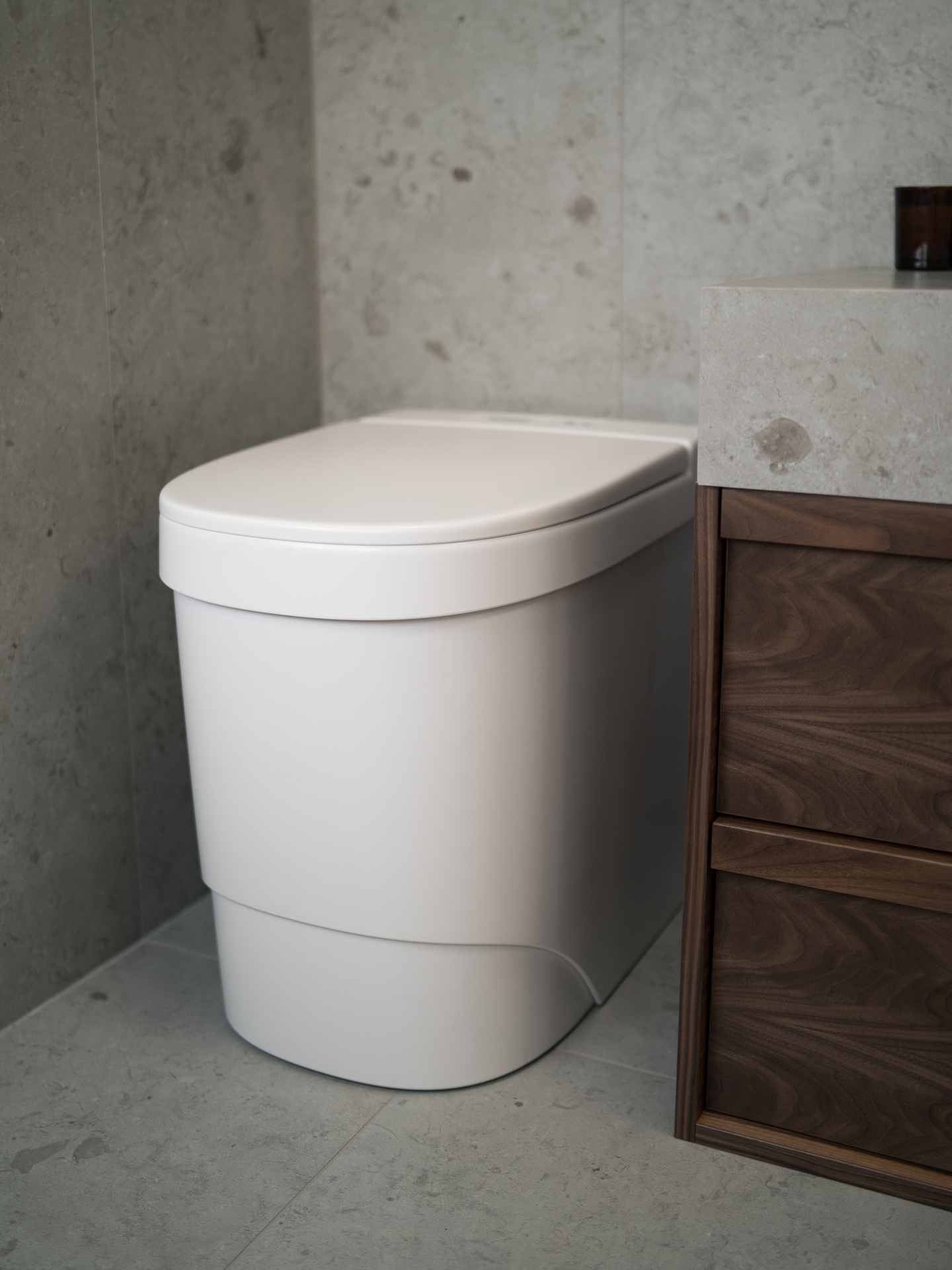 Polttava käymälä Separett Nova