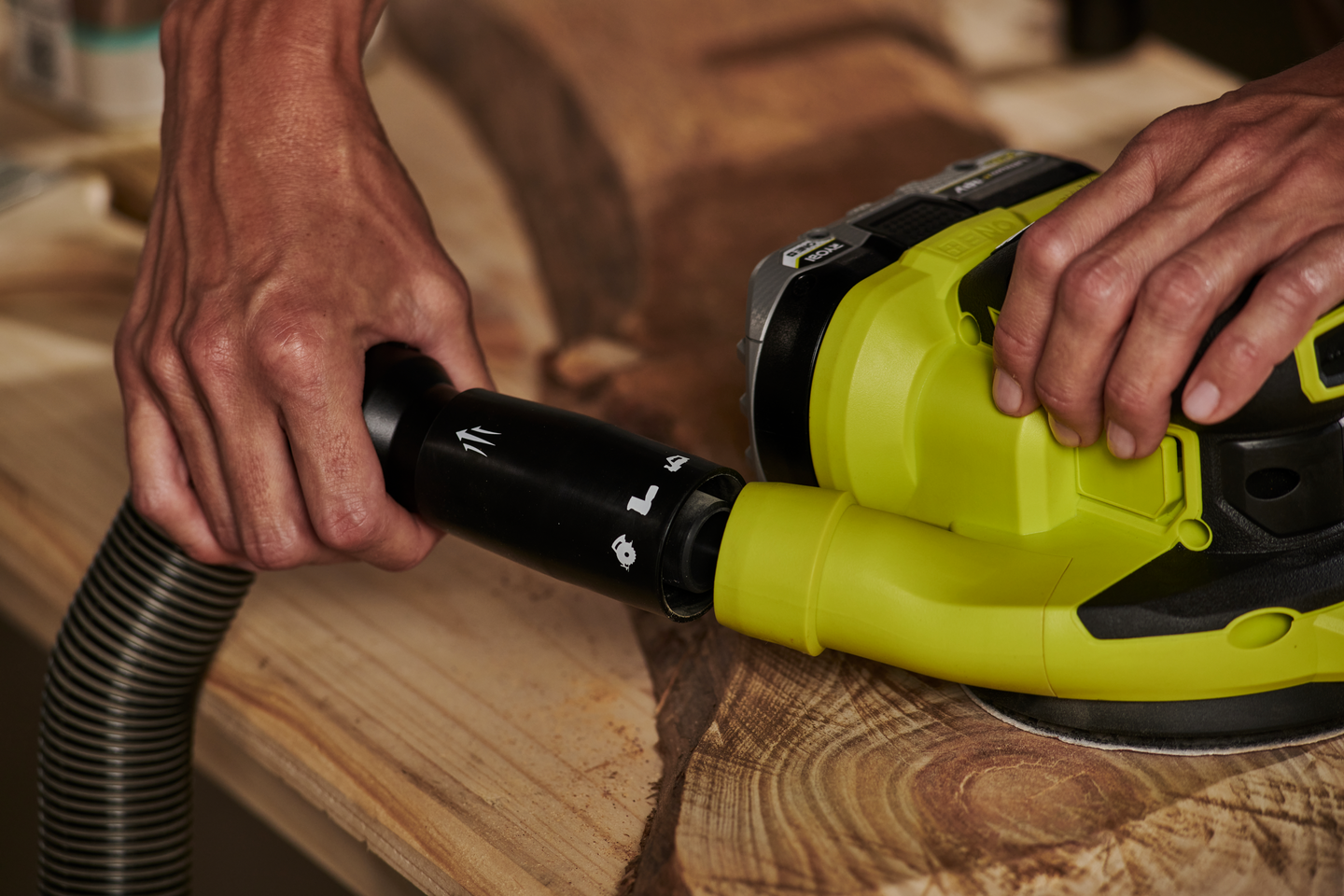 Epäkeskohiomakone RYOBI RROS18C-0 18V HP 125 mm hiiliharjaton ei akkua