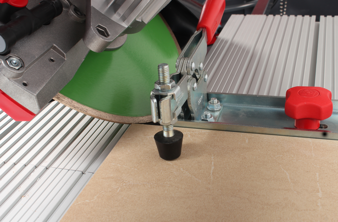 Laattapuristin Rubi DC-250 PYTHON 1200 laattasahaan