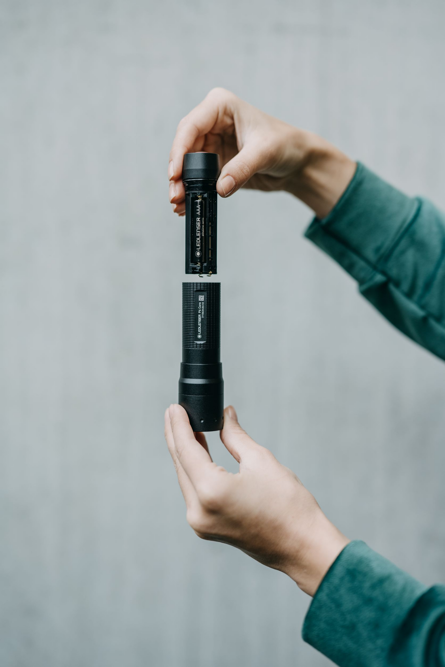 Taskulamppu Ledlenser P6 Core musta 300lm paristokäyttöinen