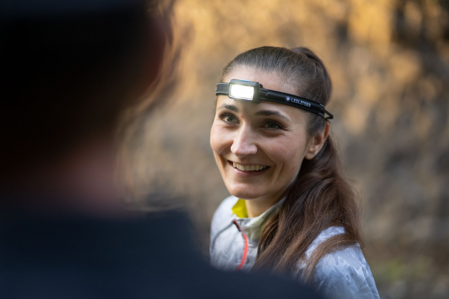 Otsalamppu Ledlenser Neo5R sininen 600lm ladattava