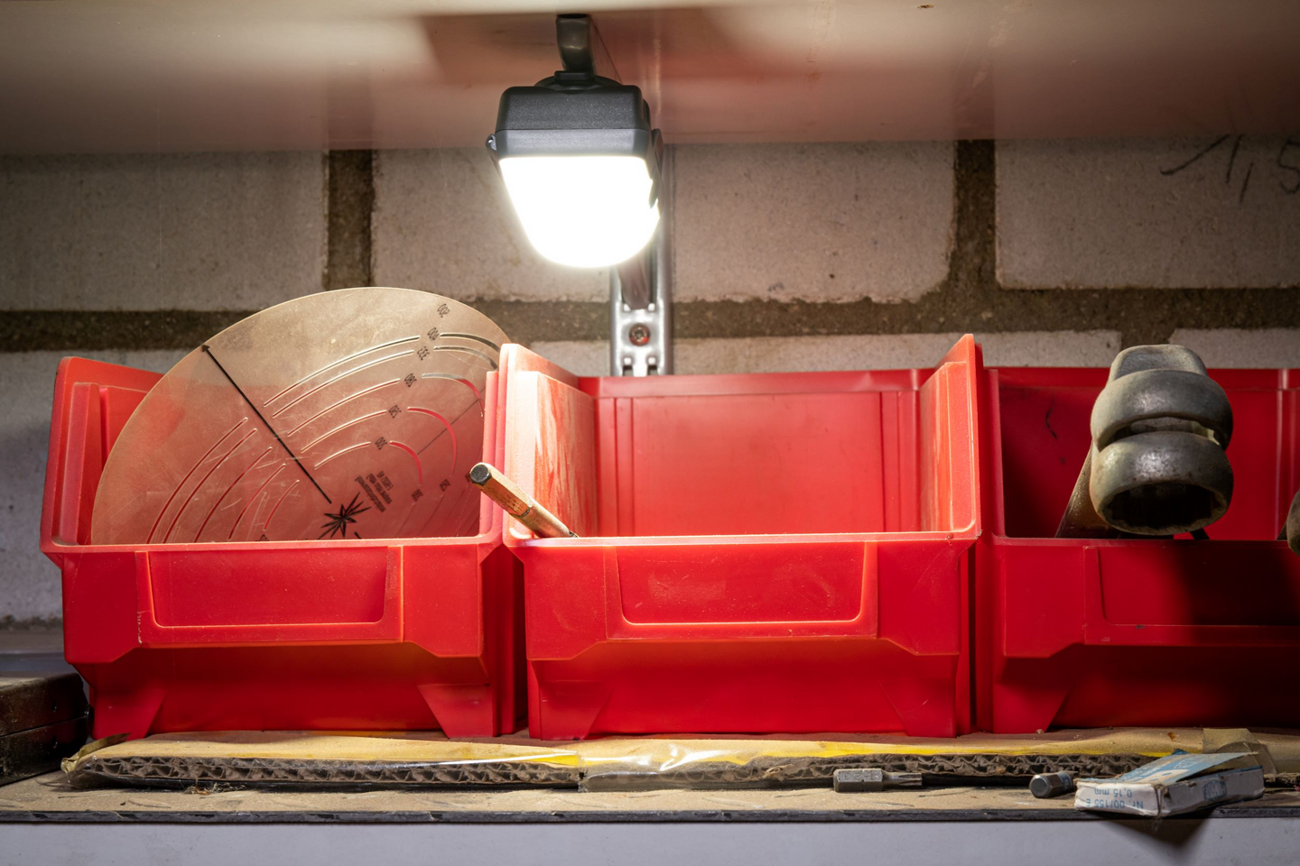 Led-lyhty Ledlenser Solidline Camp2 musta