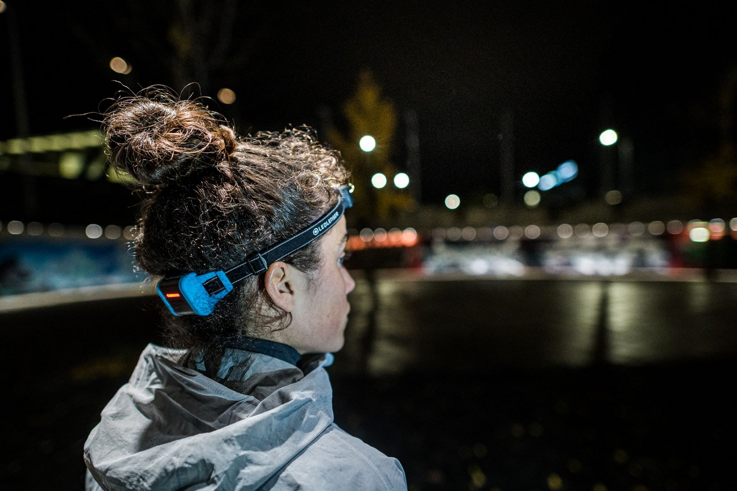 Otsalamppu Ledlenser Neo5R sininen 600lm ladattava