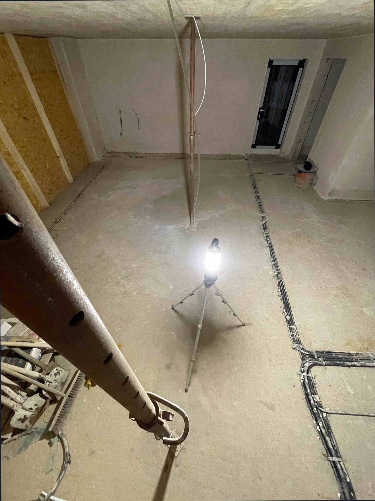 Led-lyhty Ledlenser AL10R Work musta 6300lm ladattava