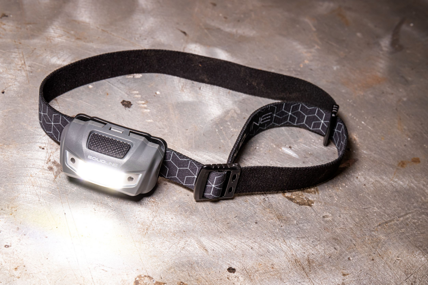 Otsalamppu Ledlenser Solidline SH1 harmaa 110lm paristokäyttöinen