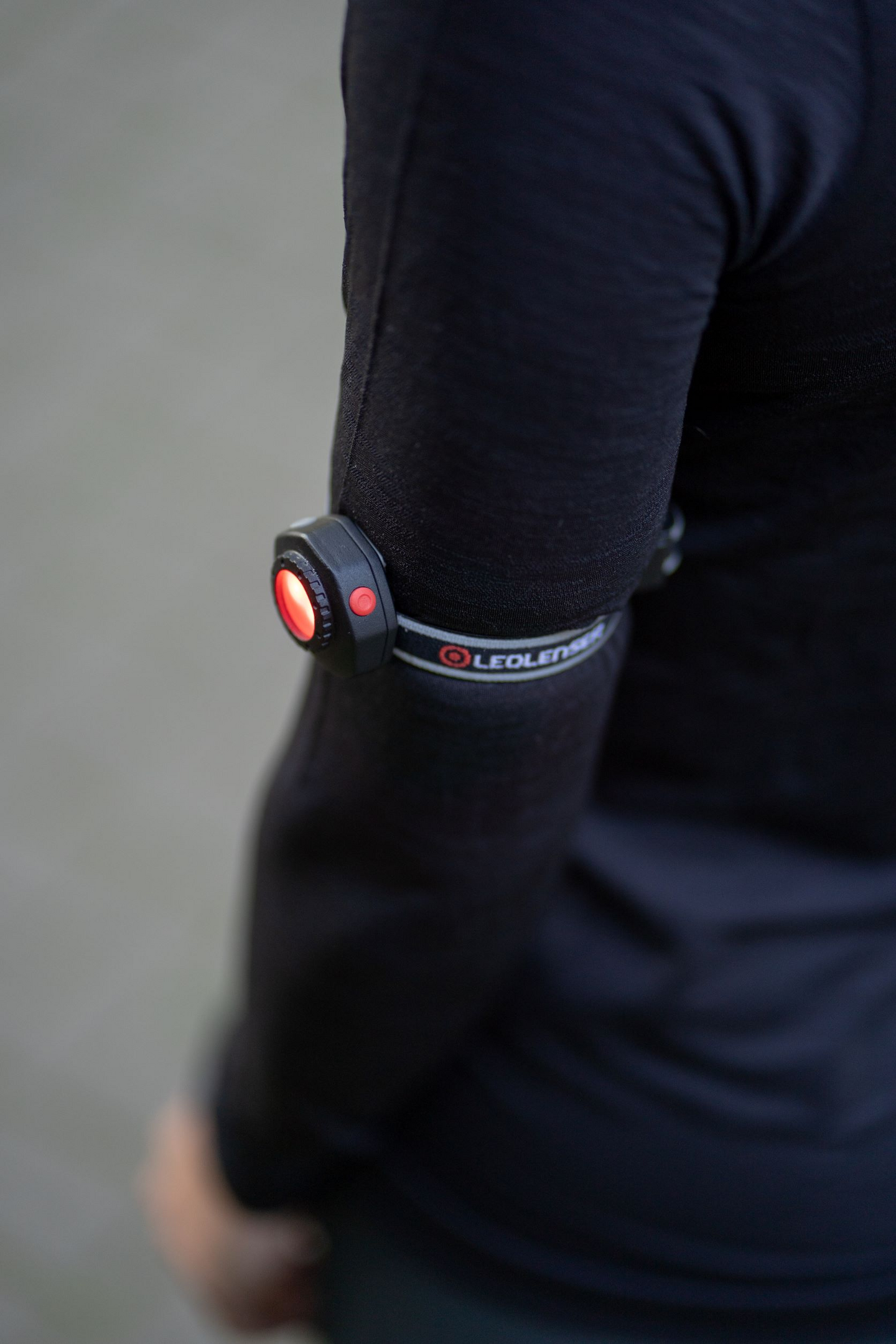 Klipsivalo Ledlenser CU2R musta 40lm ladattava