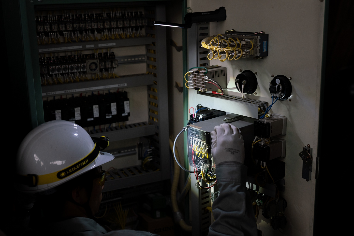 Otsalamppu Ledlenser iH5 keltainen 200lm paristokäyttöinen