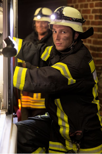 Otsalamppu Ledlenser H14R.2 musta 1000lm ladattava