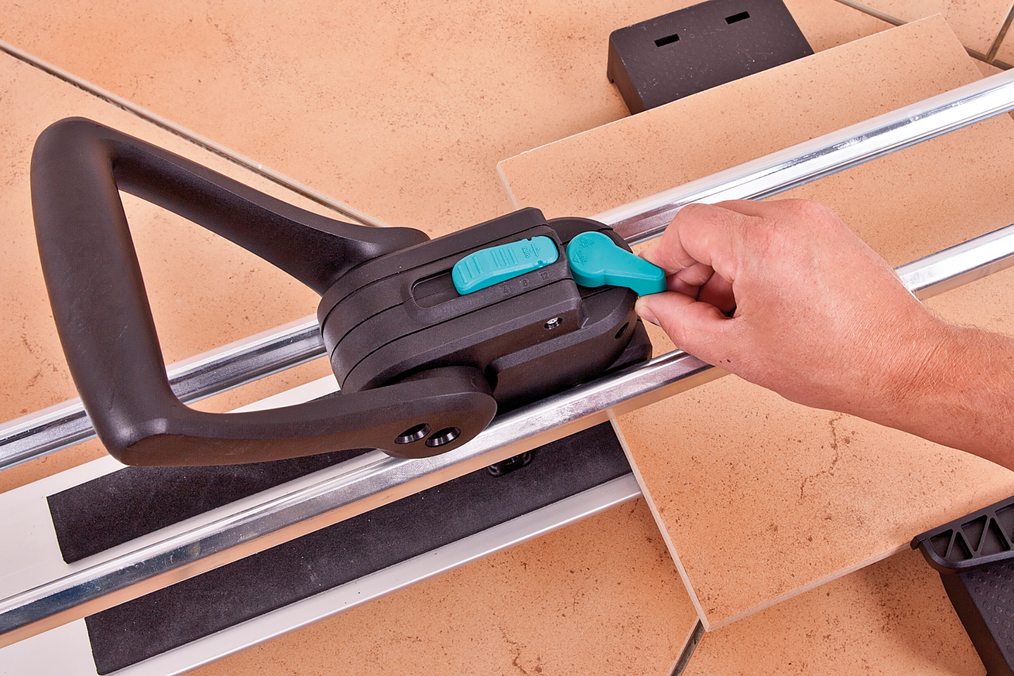 Laattaleikkuri Wolfcraft TC670 Expert