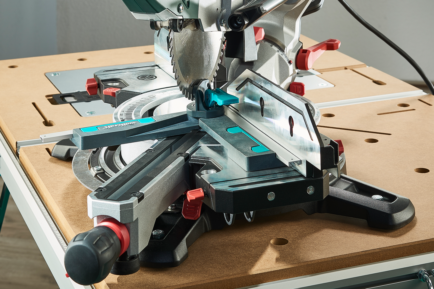 Siirtokulma Wolfcraft kulma- ja jiirisahoille