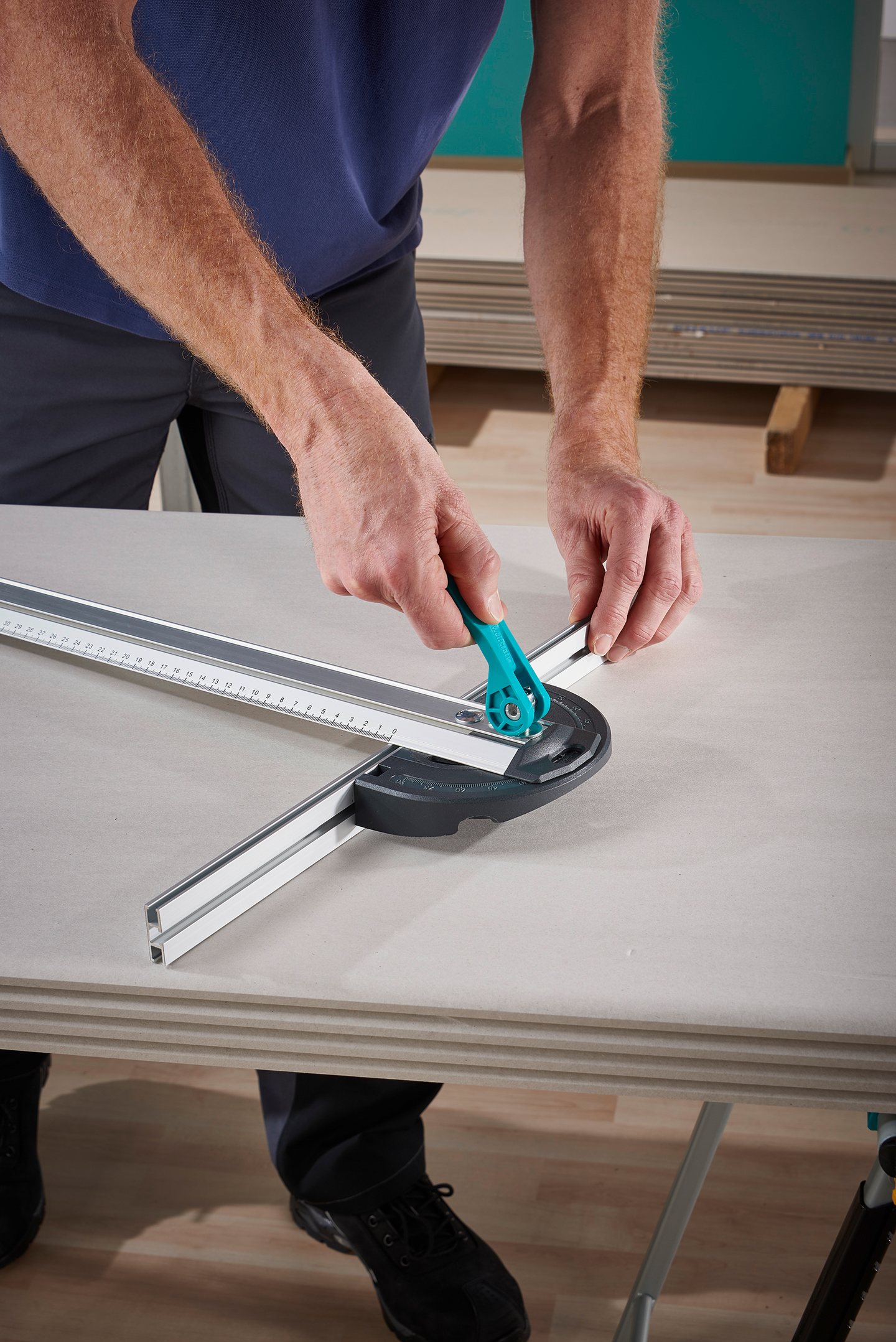 T-palkki ja pitkittäisleikkuri Wolfcraft