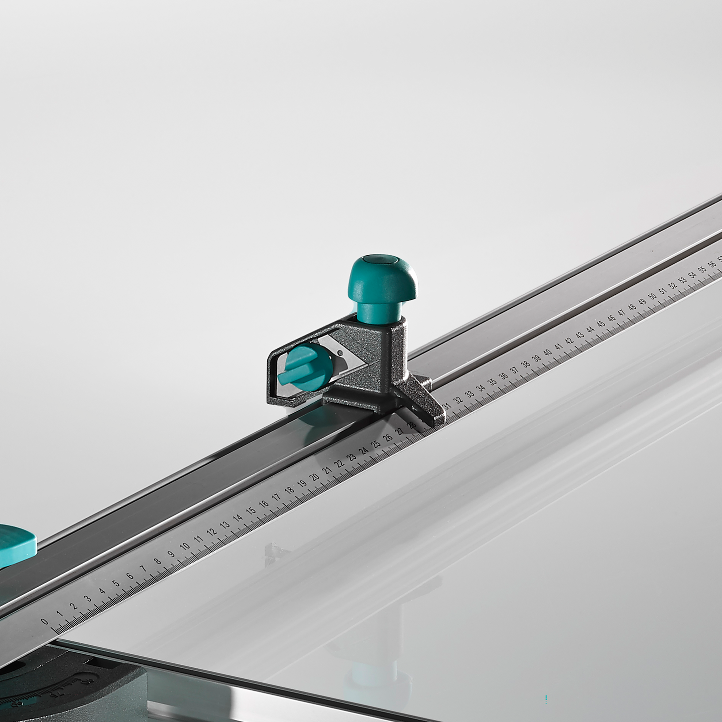 T-palkki ja pitkittäisleikkuri Wolfcraft