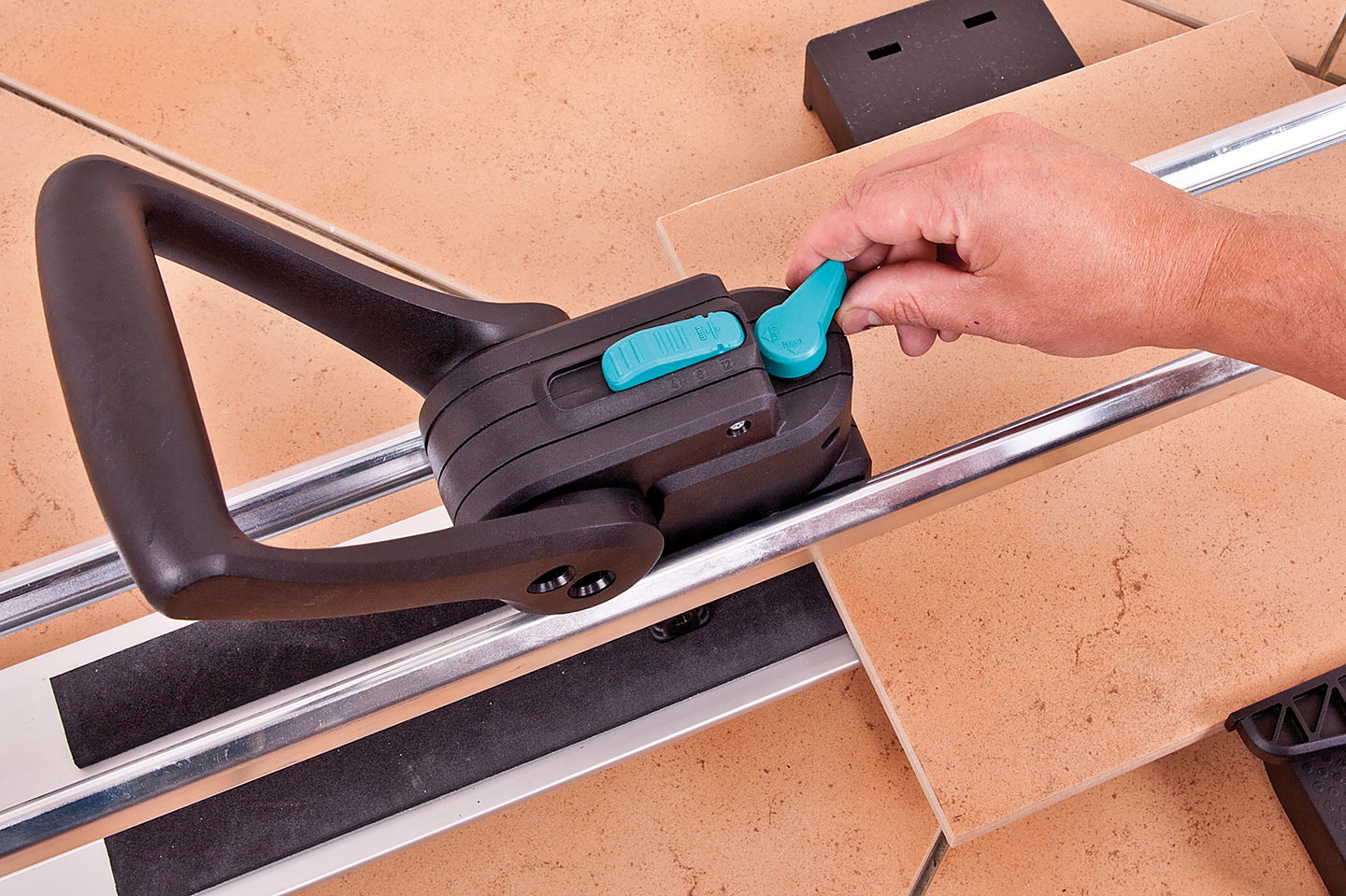 Laattaleikkuri Wolfcraft TC670 Expert