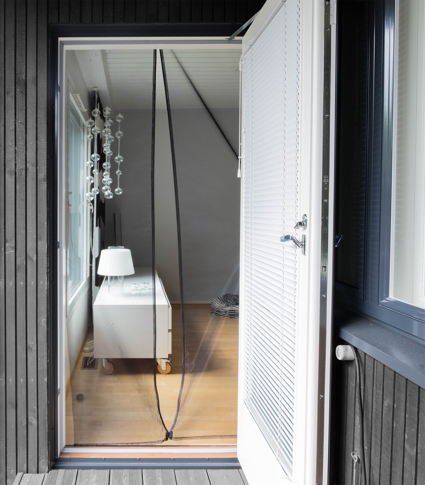 Magneettioviverho Ötökkä harmaa