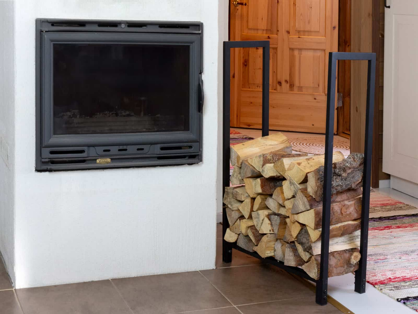 Halkoteline Pisla musta sisäkäyttöön