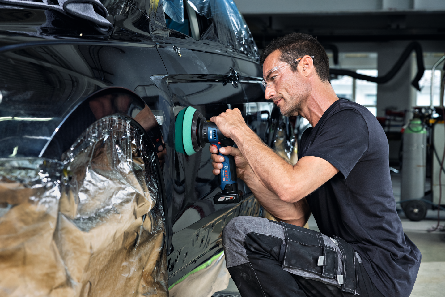 Akkuepäkeskokiillotuskone Bosch GPX 12V-125 Solo