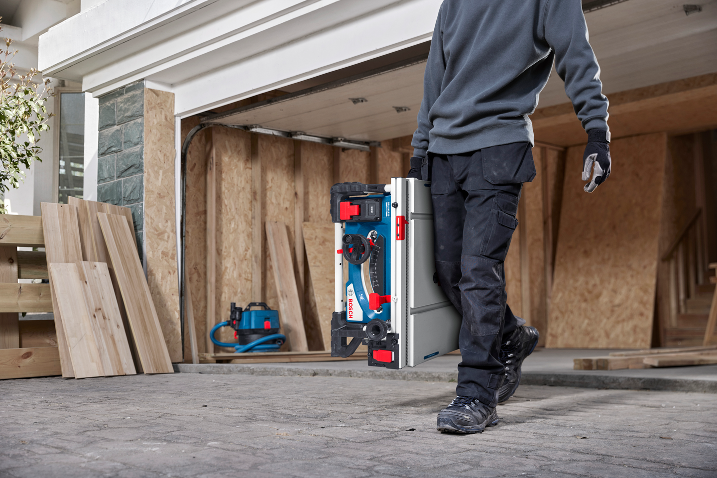 Akkupöytäsaha Bosch GTS 18V-70 Solo